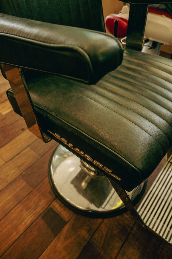 Barber chair